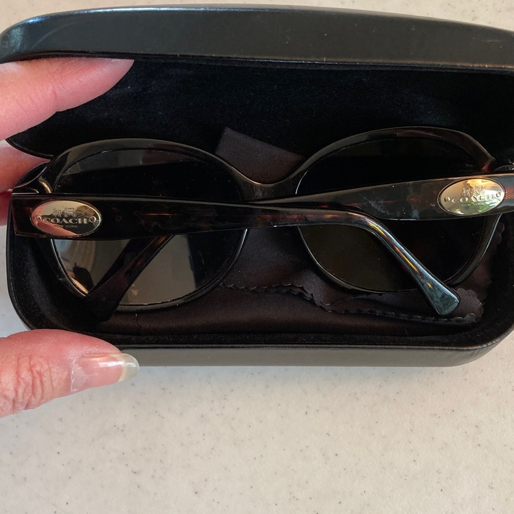 Coach Women's Dark Tortoise Sunglasses Prescription Bifocal & Case - Picture 8 of 10